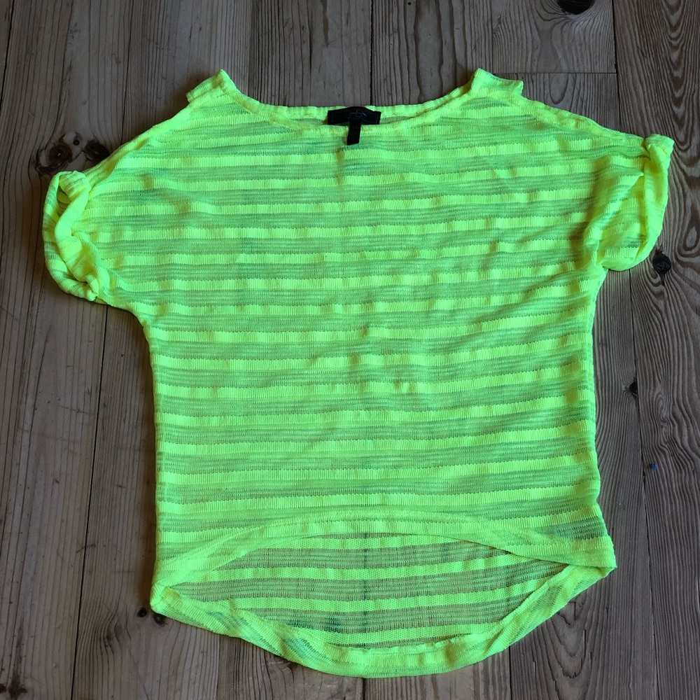 Neon 👠yellow JS top NWOT